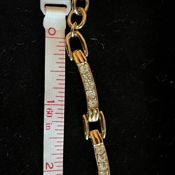 Elegant Gold Tone Micro Paved Cubic Zirconia Necklace - Picture 5 of 8